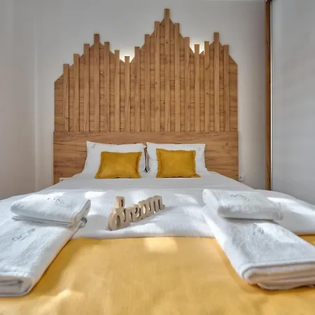 Апартаменты Lux Dijana *