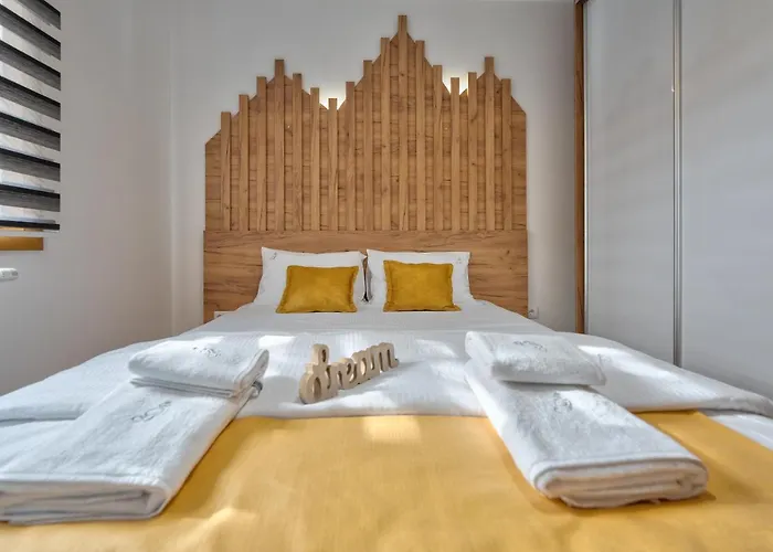 Апартаменты Lux Dijana *